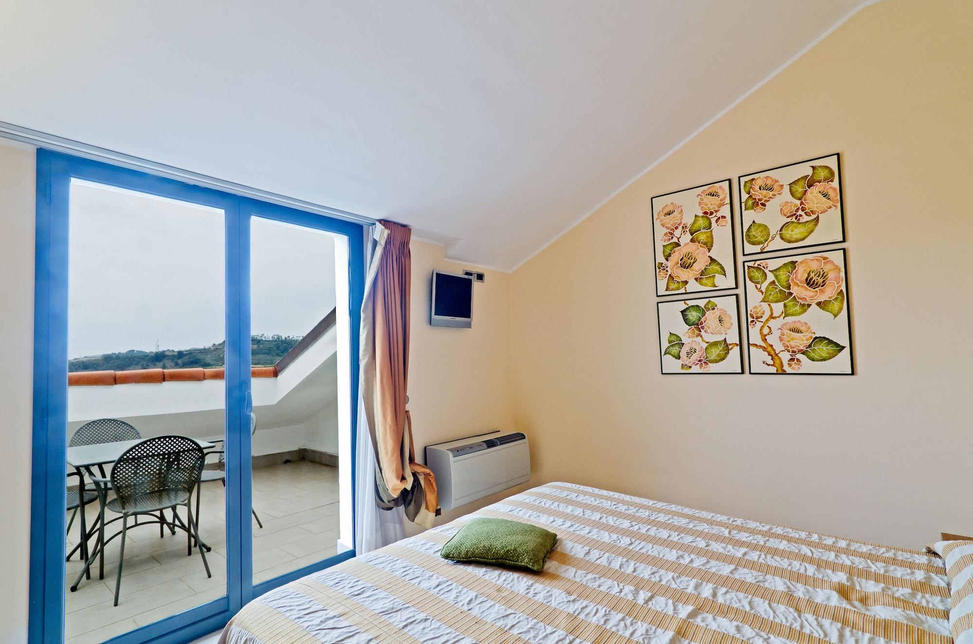 Castellaro Golf Resort Экстерьер фото