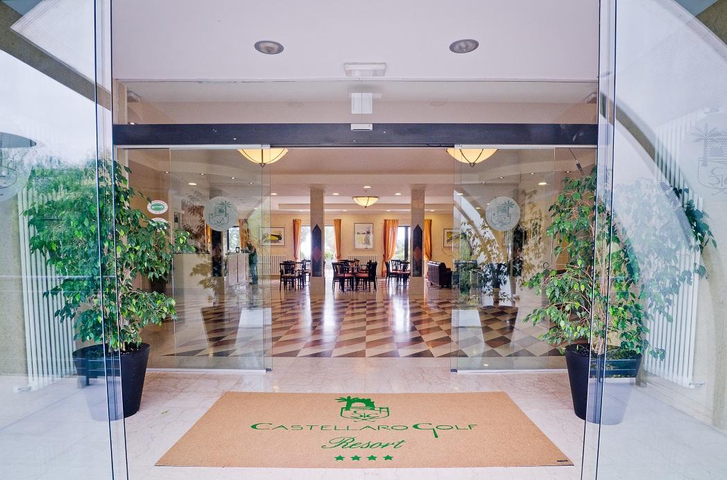 Castellaro Golf Resort Экстерьер фото