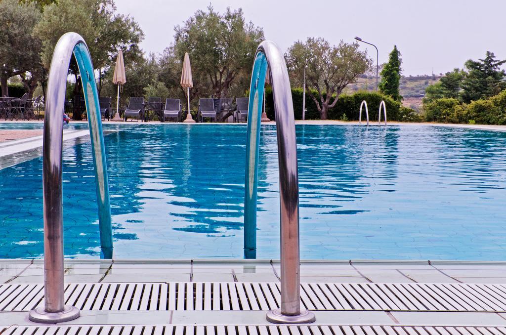 Castellaro Golf Resort Экстерьер фото